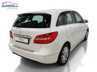 Pogled od pozadi desno