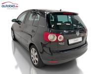 Pogled od pozadi levo