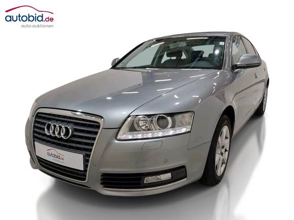 Pogled od napred levo