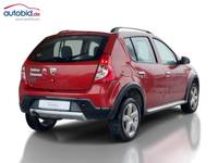 Изглед отзад отдясно