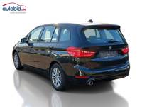 Vue de l’arrière gauche