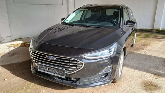 Vaizdas iš priekio kairės