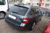 Vue de l’arrière droit