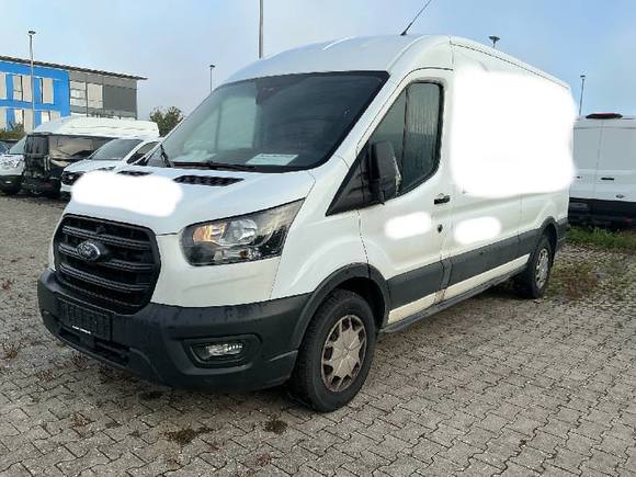 Vue de l’avant gauche