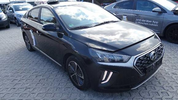 Vue de l’avant gauche