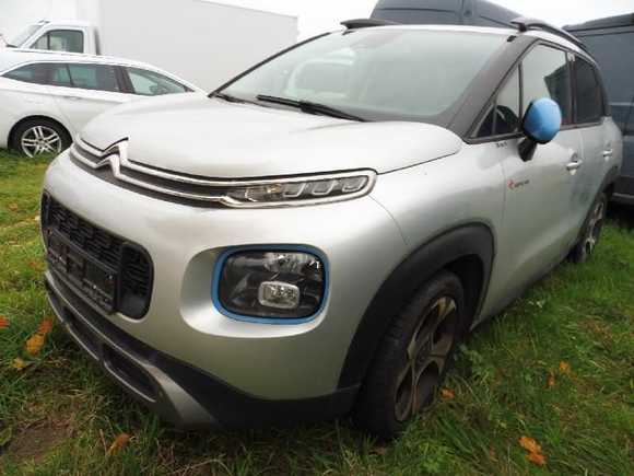 Vue de l’avant gauche