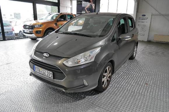 Vue de l’avant gauche