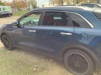 Vue de l’arrière gauche