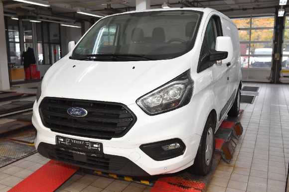 Vue de l’avant gauche