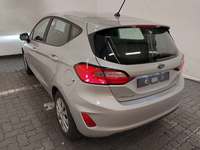 Vaade tagant vasakult