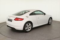 Vaizdas iš galo dešinės