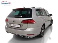 Pogled od pozadi desno