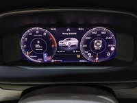 Pogled na kombinovani instrument