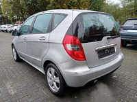 Vaizdas iš galo kairės