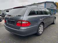 Vaizdas iš galo dešinės