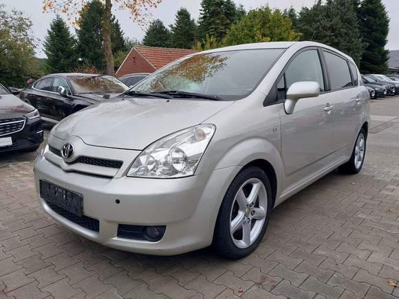 Vaizdas iš priekio kairės