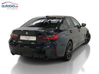 Изглед отзад отдясно