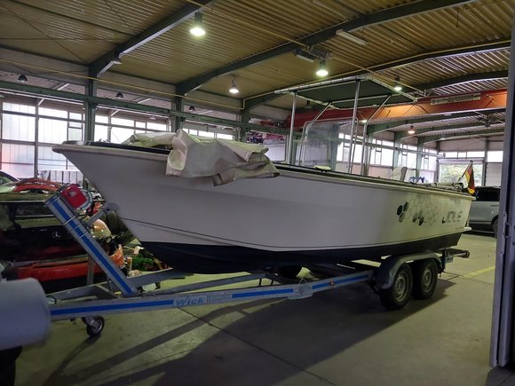 Vaizdas iš priekio kairės