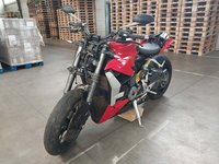 Vaizdas iš priekio kairės