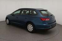 Vue de l’arrière gauche