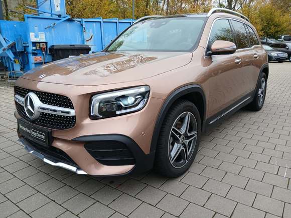 Vaizdas iš priekio kairės