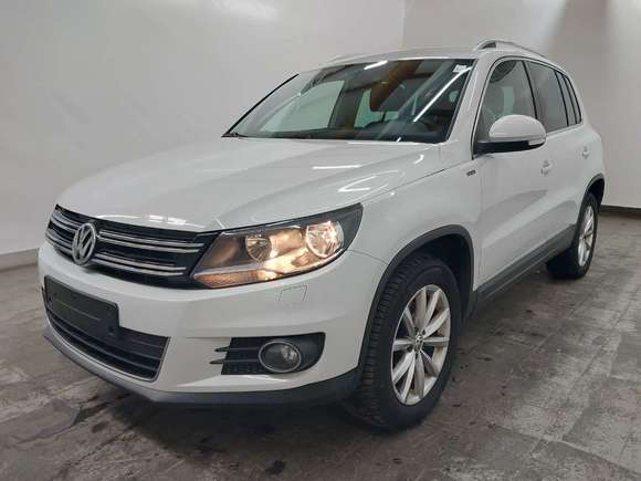 Pogled sprijeda lijevo