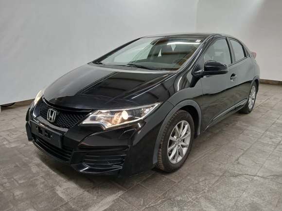 Pogled sprijeda lijevo