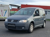 Vaizdas iš priekio kairės