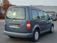 Vaizdas iš galo dešinės