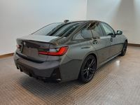 Aanzicht achter rechts