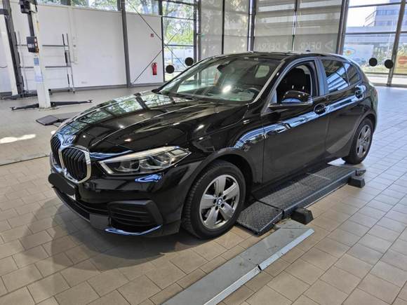 Widok z przodu po stronie lewej