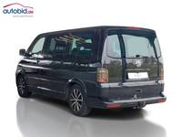 Изглед отзад отляво