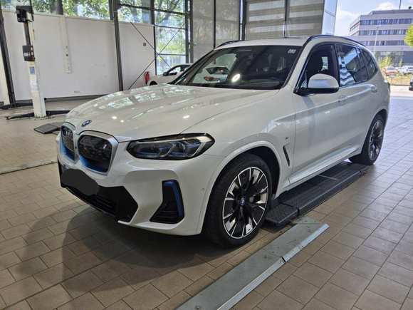 Vaizdas iš priekio kairės