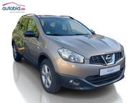 Изглед отпред отдясно