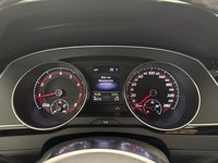 Pohled na přístrojovou desku