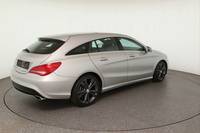 Vue de l’arrière droit