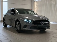 Náhled zpředu zprava