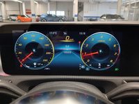 Pohled na přístrojovou desku