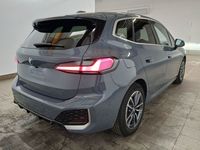 Aanzicht achter rechts