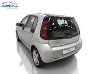 Pogled od pozadi levo