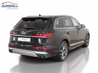 Изглед отзад отдясно