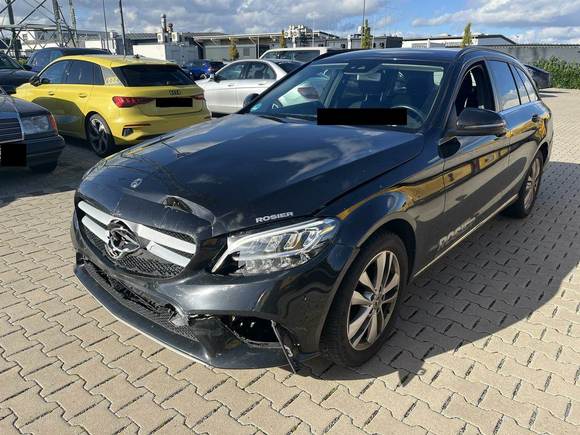 Vaizdas iš priekio kairės