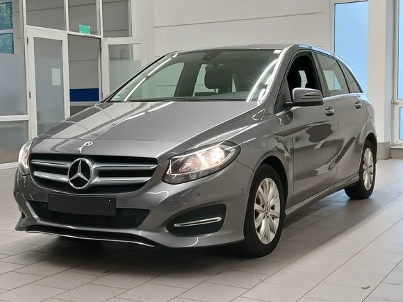 Vaizdas iš priekio kairės