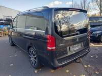 Vaade tagant vasakult