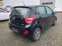 Vaizdas iš galo dešinės