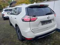 Widok z tyłu po stronie lewej