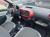 Вид на салон