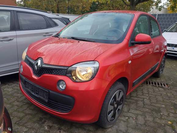 Вид спереди слева