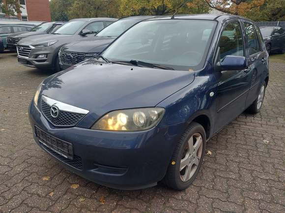 Skats no kreisās puses priekšā