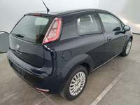 Vue de l’arrière droit